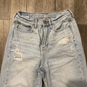 AE Light Wash Mom Jeans